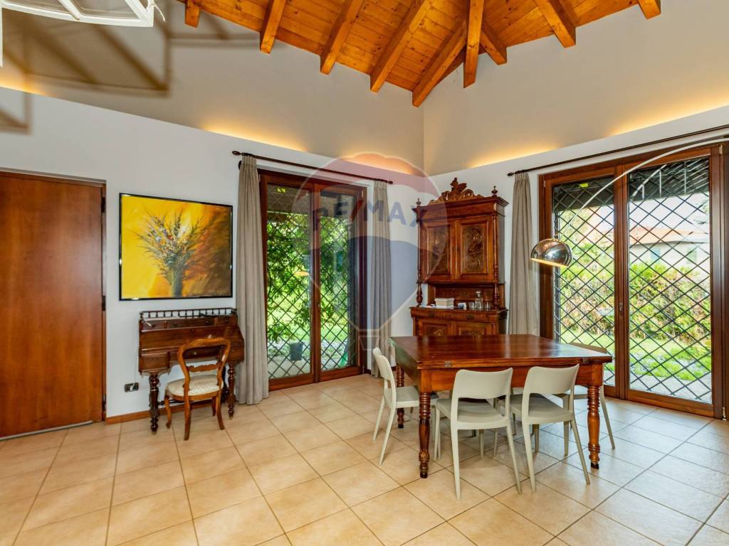 Villa a Caronno pertusella in Via Isonzo, 57 - Foto 3