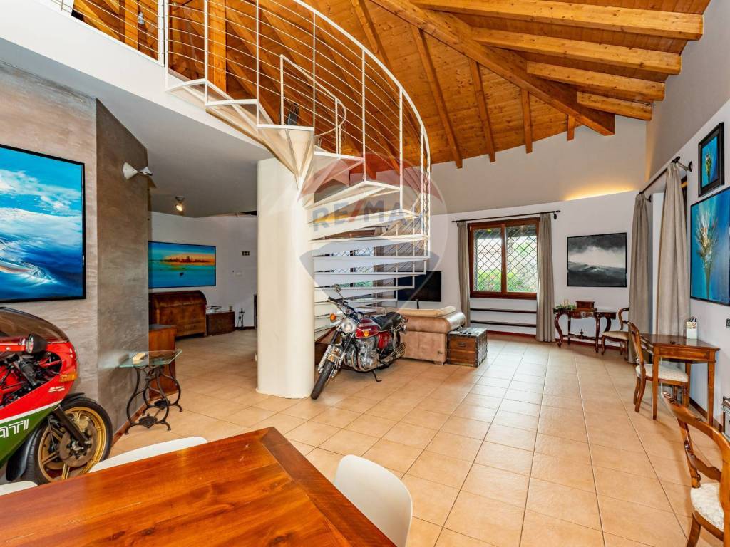 Villa a Caronno pertusella in Via Isonzo, 57 - Foto 4
