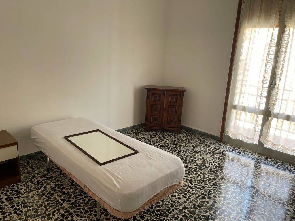 Appartamento a Modena in Via Ottorino Respighi, 24 - Foto 2