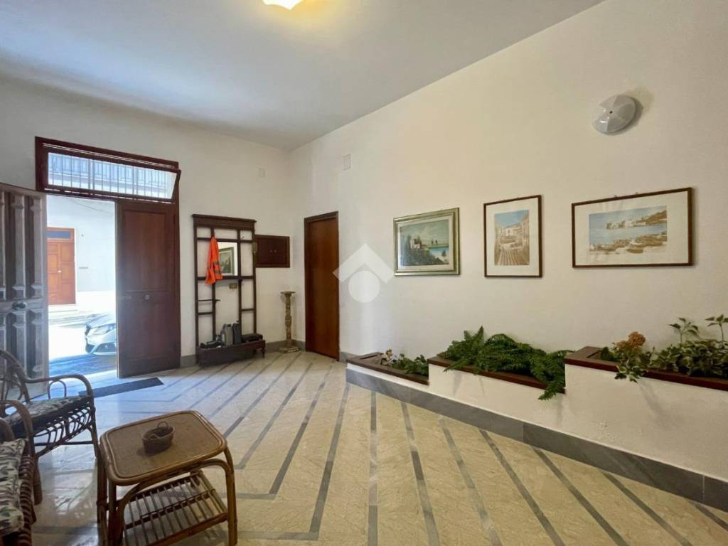 Appartamento a Castellammare del golfo in Via Nicolò Poeta Fontana, 6 - Foto 4