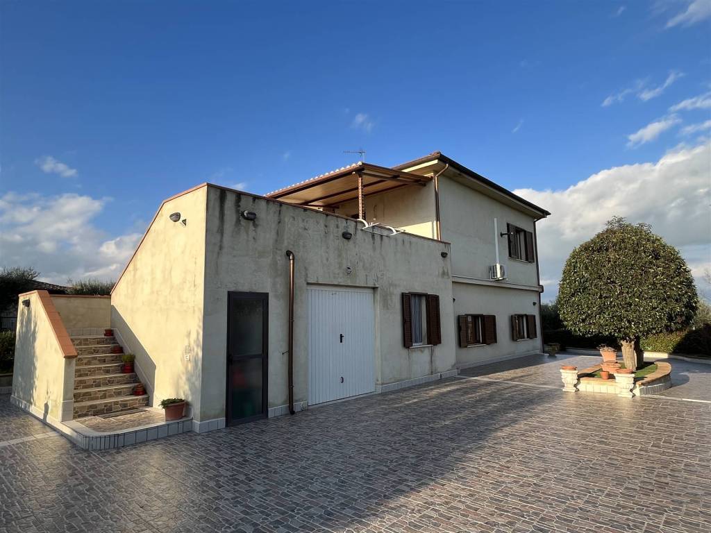 Casa indipendente a Castiglione del lago - Foto 5