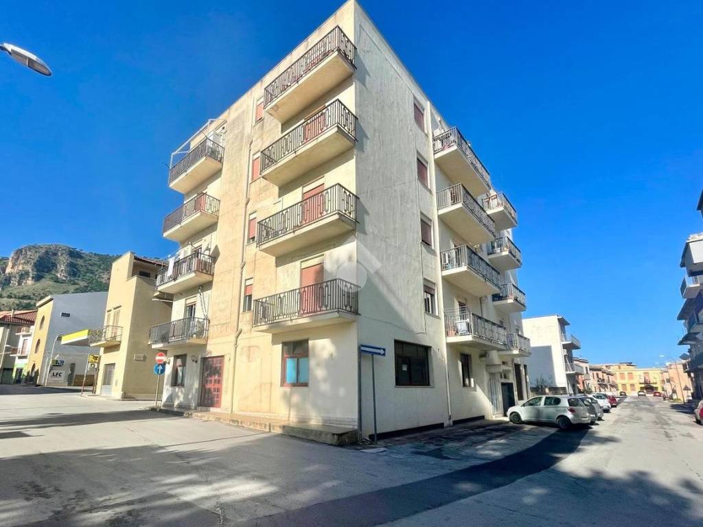 Appartamento a Castellammare del golfo in Via Della Repubblica, 21 - Foto 2