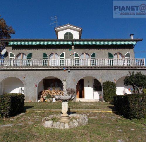 Villa a Colli del tronto in Via Delle Vignali 7 - Foto 2