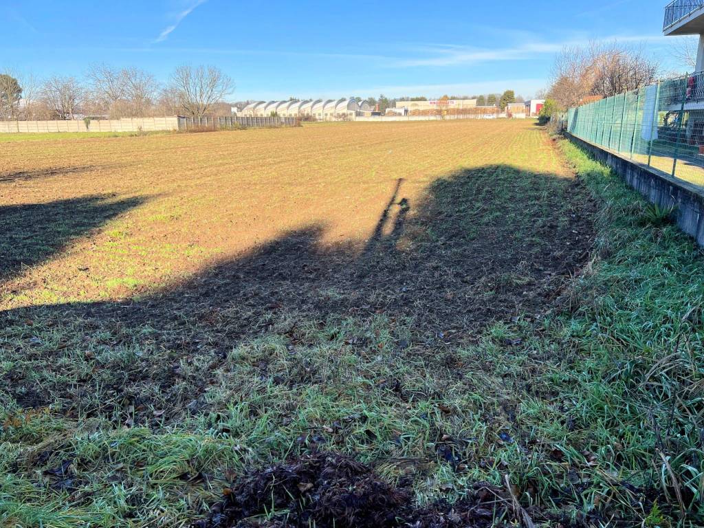 Terreno a Gorla maggiore in Via Sabotino - Foto 5