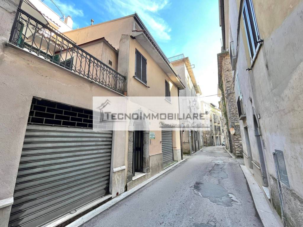 Casa indipendente a Pontecorvo in Via Roma - Foto 4