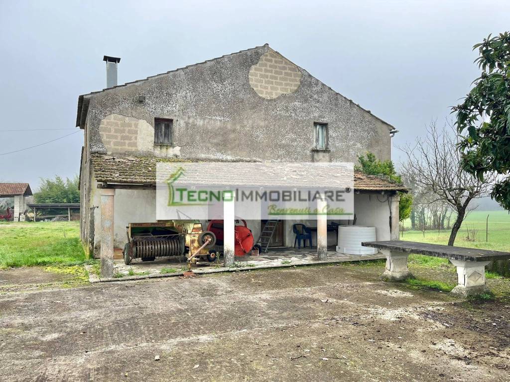Rustico / casale a Pontecorvo in Via Ravano - Foto 2