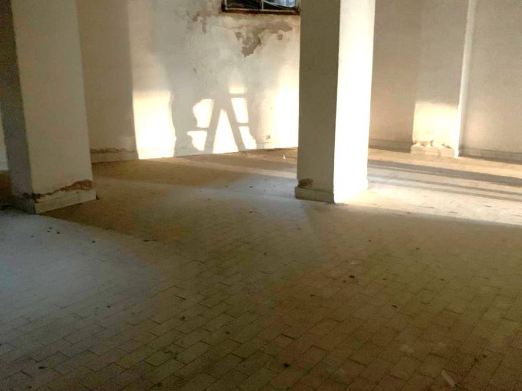 Box / garage a Maddaloni in Via Napoli, 323 - Foto 3
