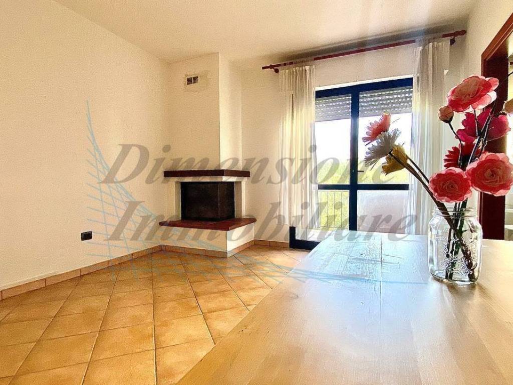 Appartamento a Rosignano marittimo in Via Gioacchino Rossini - Foto 2