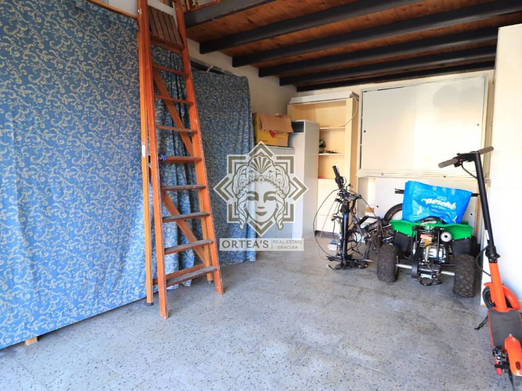 Box / garage a Siracusa in Via Noto 8 - Foto 3