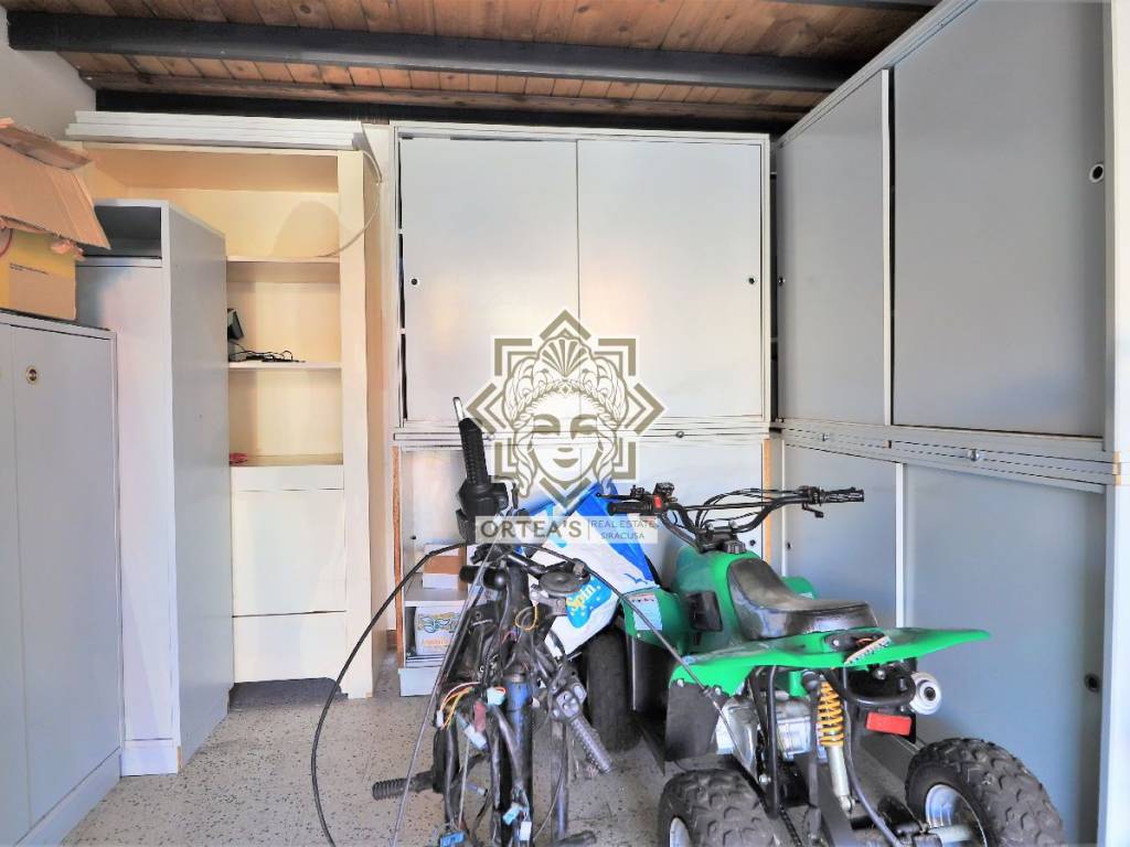 Box / garage a Siracusa in Via Noto 8 - Foto 5