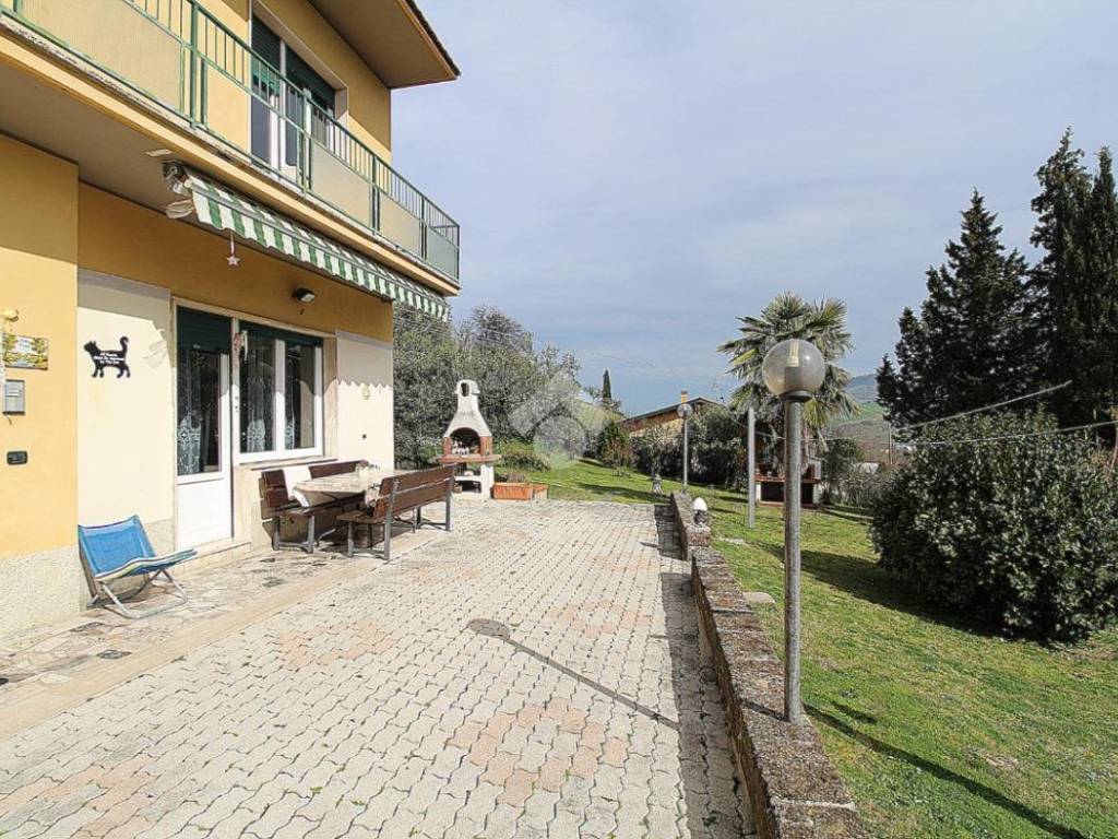 Villa a Teramo in Villa schiavoni nepezzano - Foto 2
