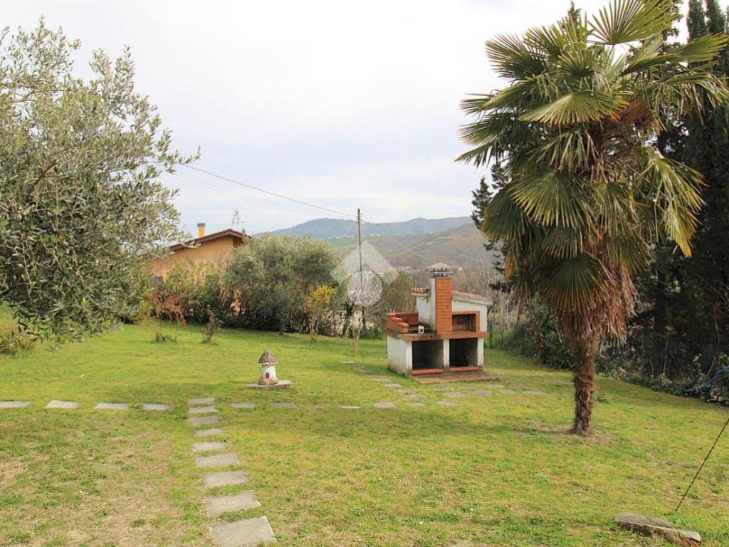 Villa a Teramo in Villa schiavoni nepezzano - Foto 3