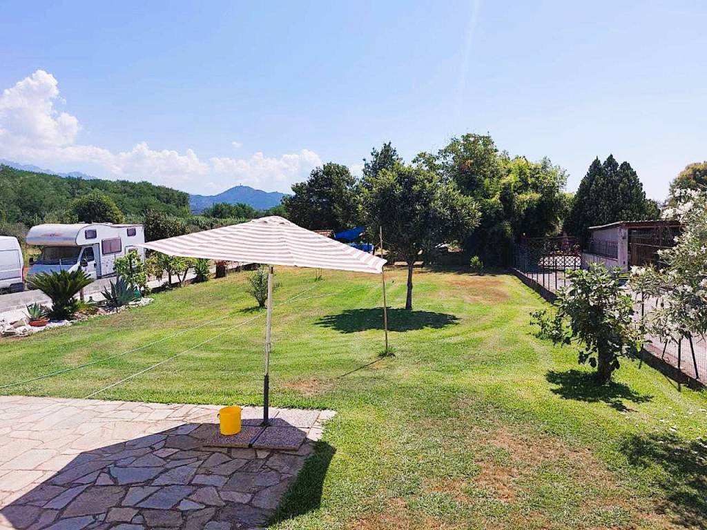 Villa a Sarzana in Via Fontana Nera - Foto 4