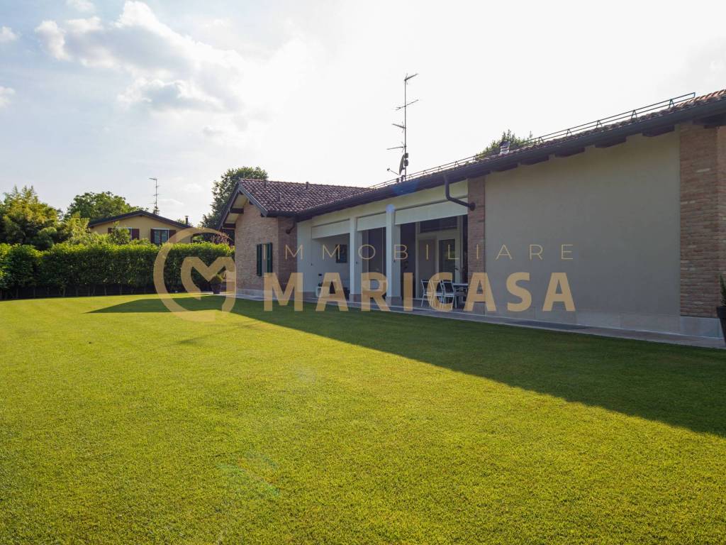 Villa a Castelnuovo rangone in Via Benvenuto Cellini, 14 - Foto 3