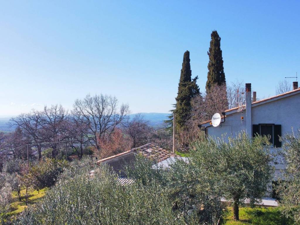 Rustico / casale a Assisi in Via Fosso delle Carceri - Foto 2