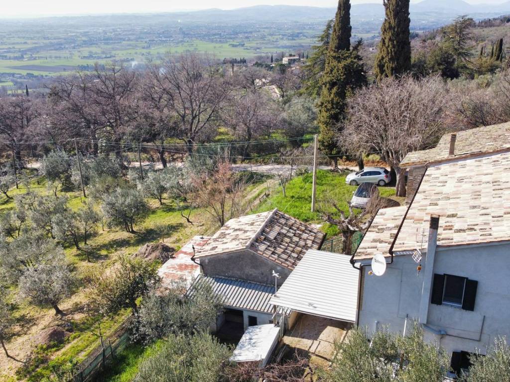 Rustico / casale a Assisi in Via Fosso delle Carceri - Foto 4