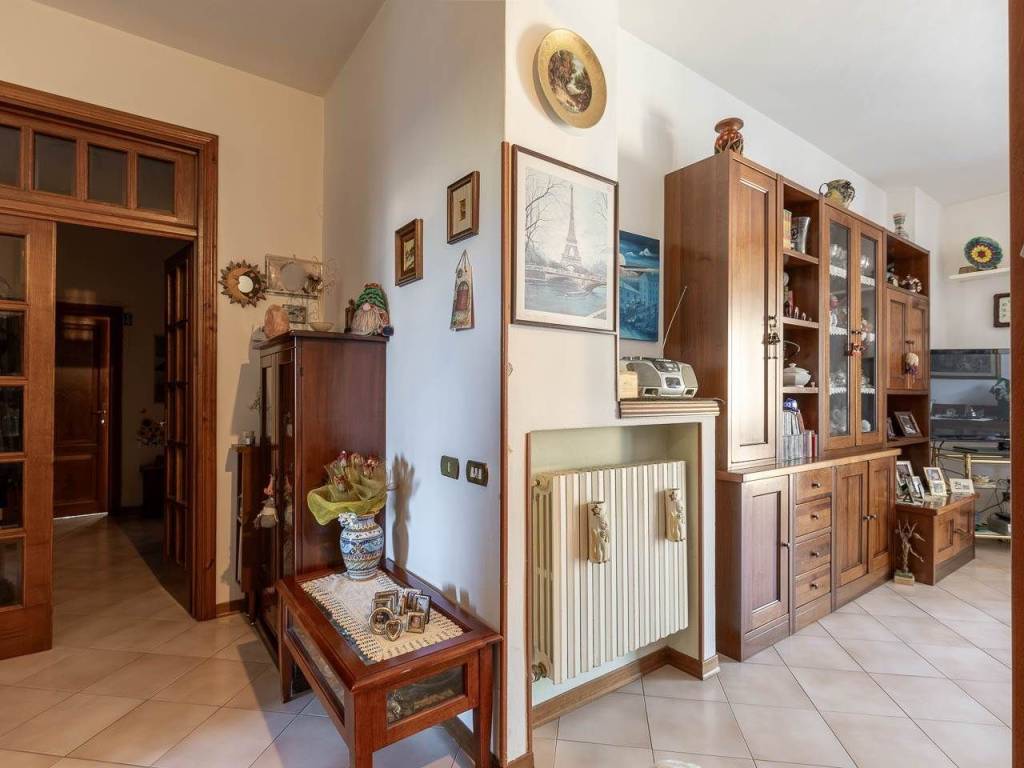 Appartamento a Poggibonsi in Via Senese - Foto 2