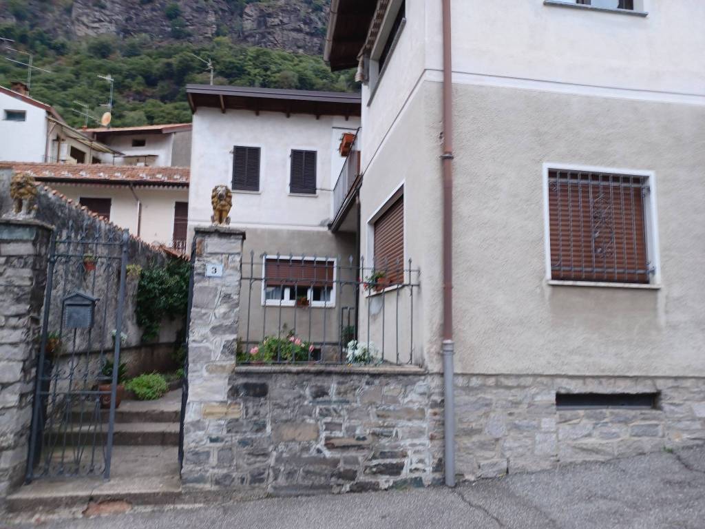 Casa indipendente a Omegna in Via Rondino, 3 - Foto 3