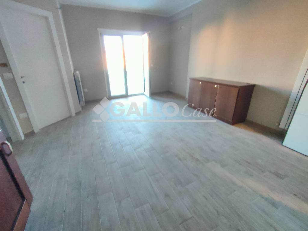 Appartamento a Cosenza in Via Giacomo Mancini - Foto 4