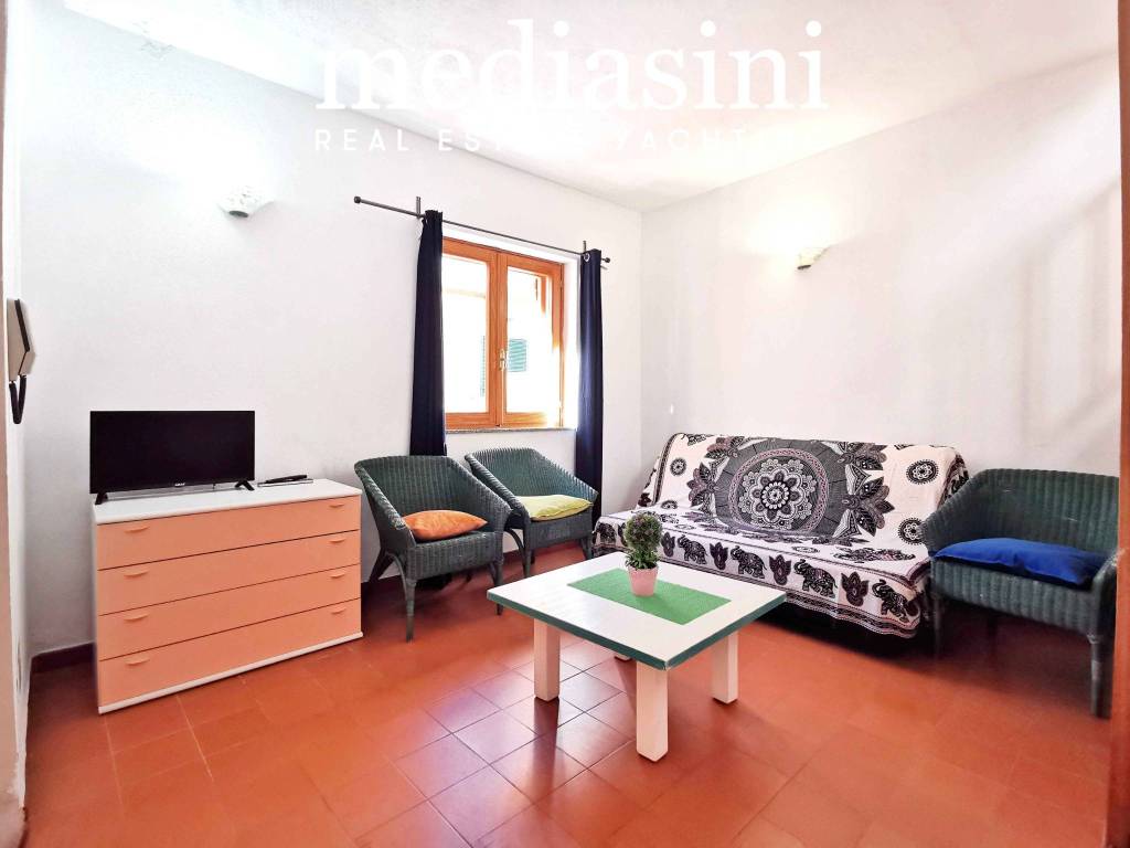 Casa indipendente a Santa teresa gallura in Via Marche, 4 - Foto 4