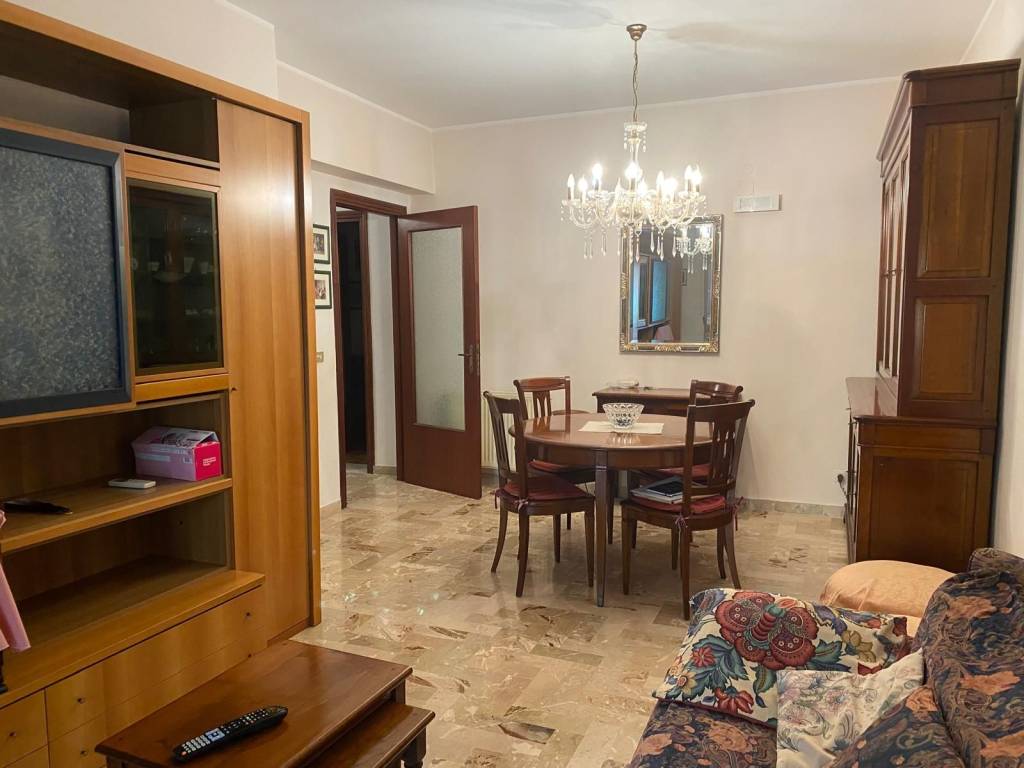 Appartamento a Sant'alessio siculo in Via Camillo Benso di Cavour - Foto 2