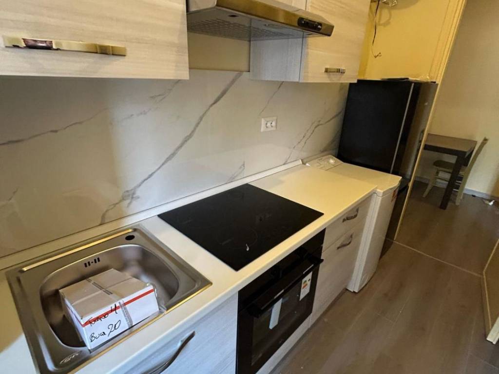 Appartamento a Novara in Viale Giulio Cesare, 346 - Foto 2