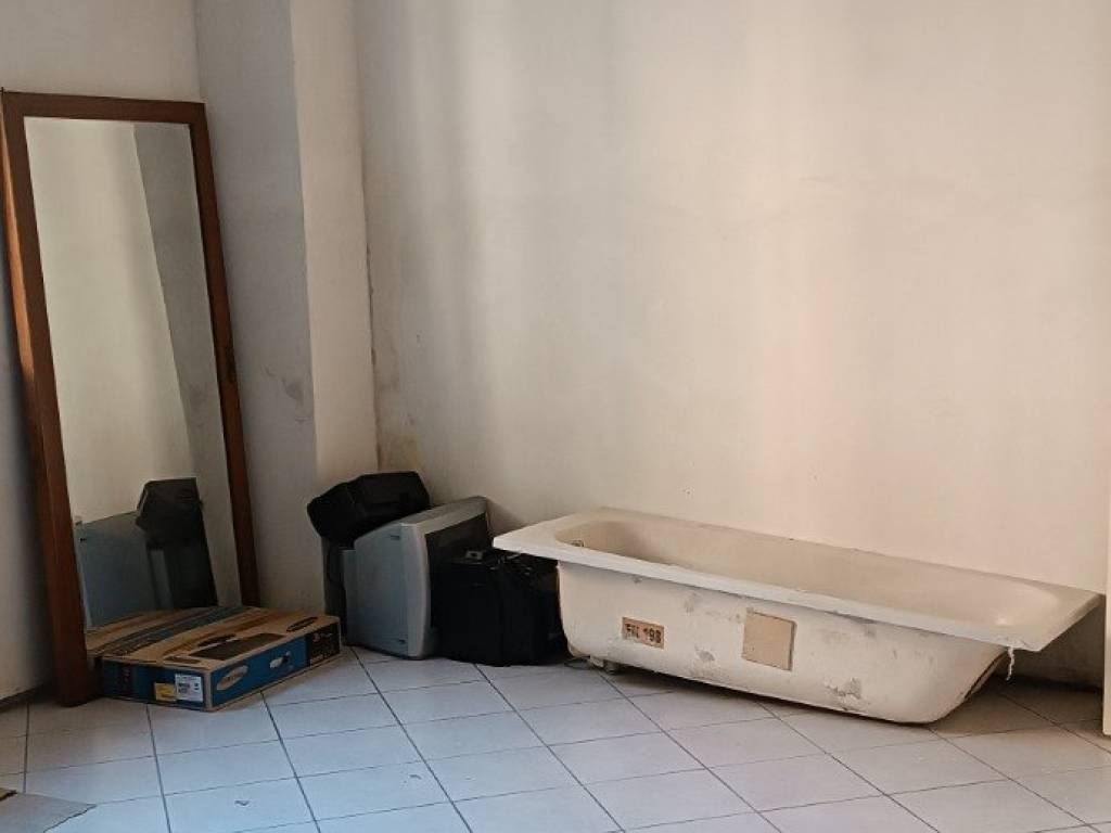 Appartamento a Laveno-mombello in Vicolo Ceretti, 2 - Foto 4