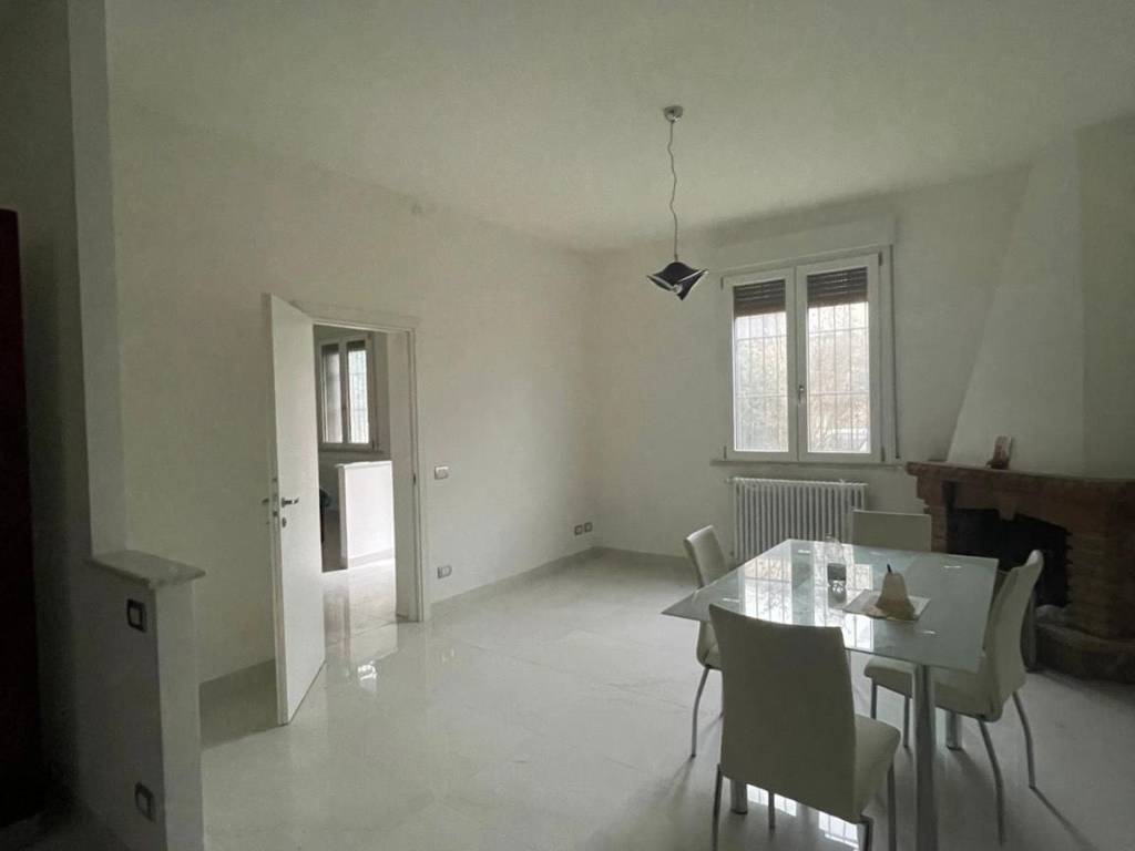 Villa a Mirandola in Via Don Alberto Fedozzi, 8 - Foto 5