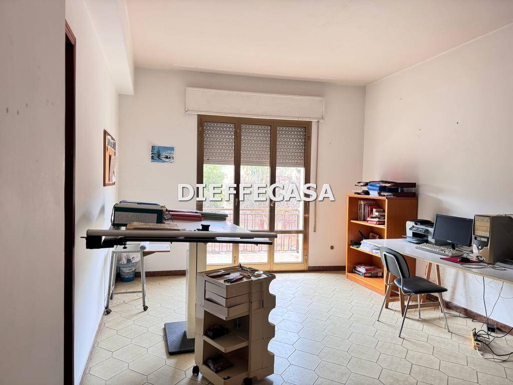 Appartamento a Petrosino in Viale Francesco De Vita - Foto 5