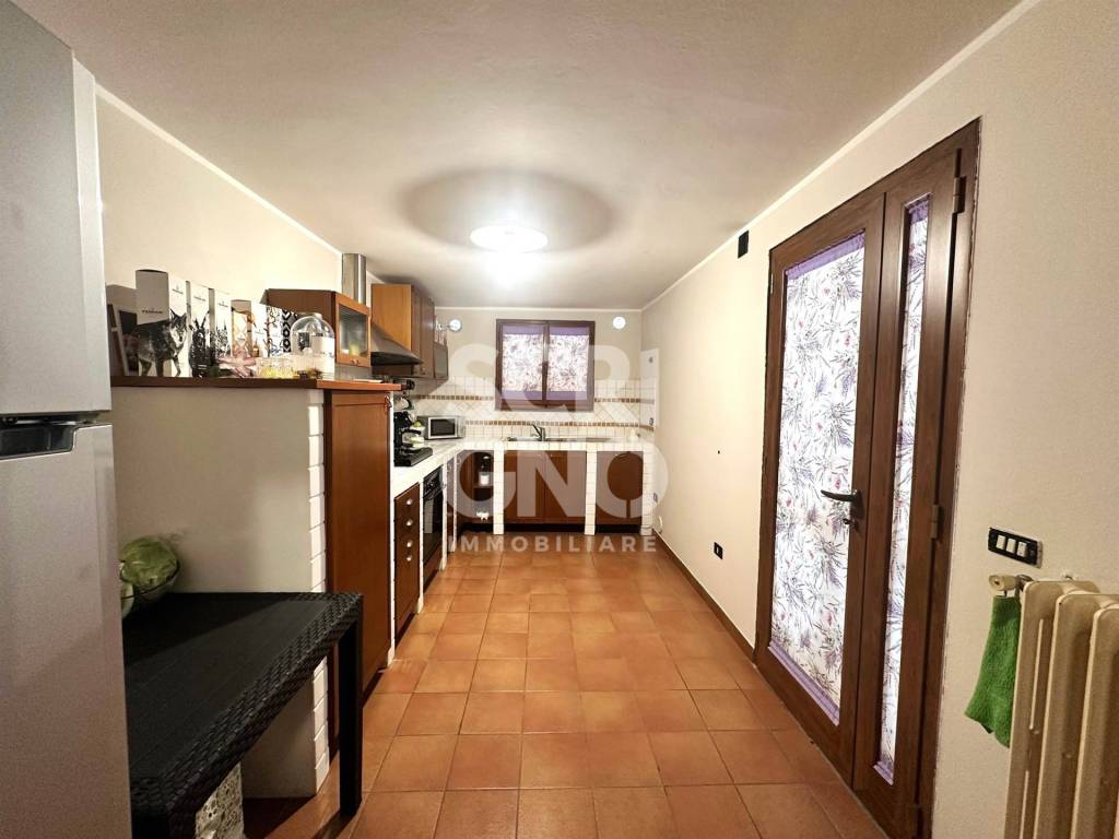 Casa indipendente a Quarrata in Via Statale - Foto 3