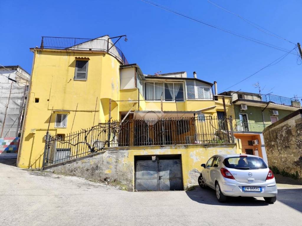 Casa indipendente a Cervino in Piazza Beata Vergine del Carmelo, 4 - Foto 2