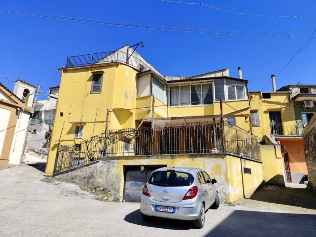 Casa indipendente a Cervino in Piazza Beata Vergine del Carmelo, 4 - Foto 3