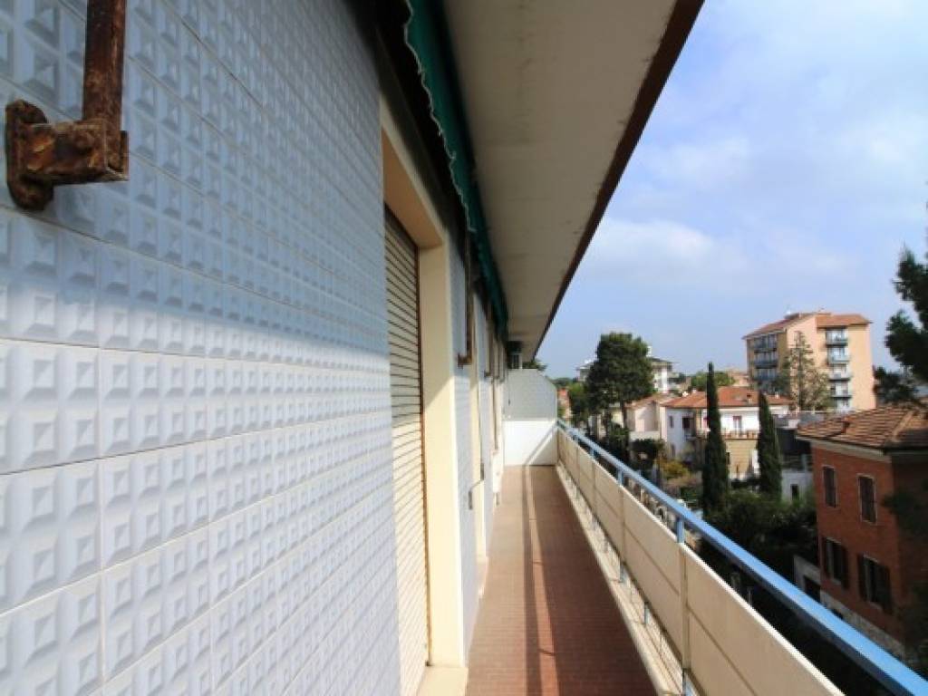 Appartamento a Jesi in Via Gioacchino Rossini - Foto 2