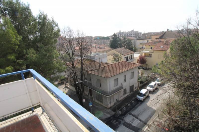 Appartamento a Jesi in Via Gioacchino Rossini - Foto 4
