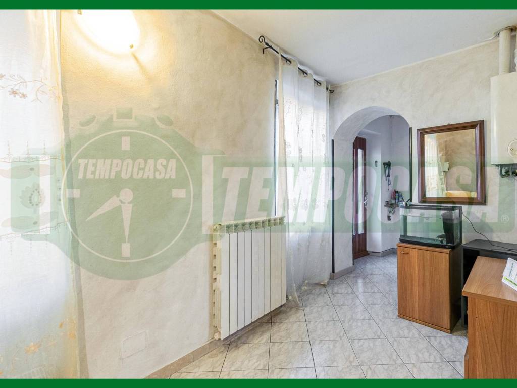 Appartamento a Gallarate in Via Pascoli - Foto 5