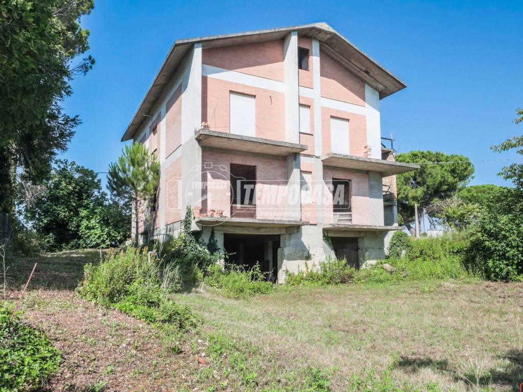 Casa indipendente a Misano adriatico in Via Chiesa Agina - Foto 1