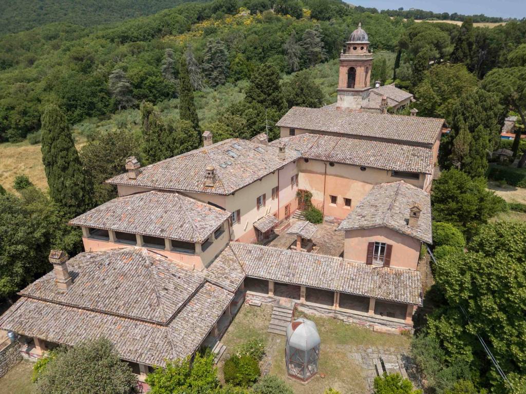 Palazzo / stabile a Todi in Vocabolo Canonica Vecchia, 90 - Foto 2