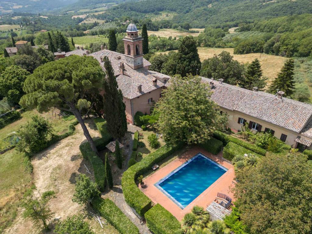 Palazzo / stabile a Todi in Vocabolo Canonica Vecchia, 90 - Foto 4