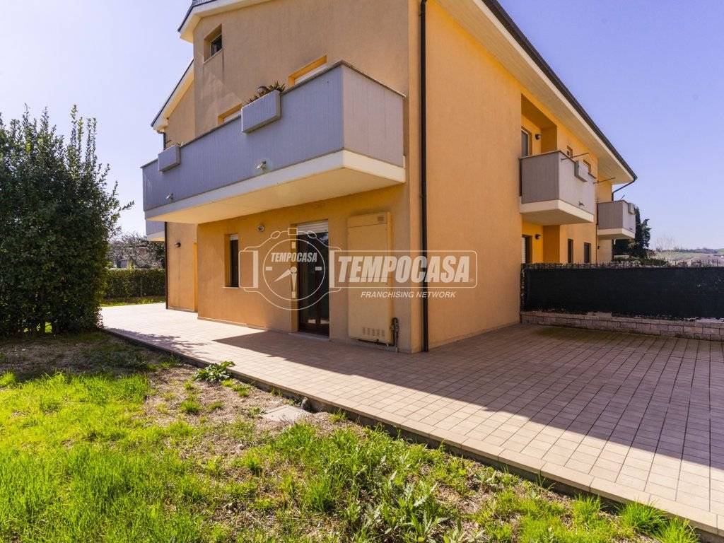 Appartamento a Monte san giusto in Via pino amato 26 - Foto 2