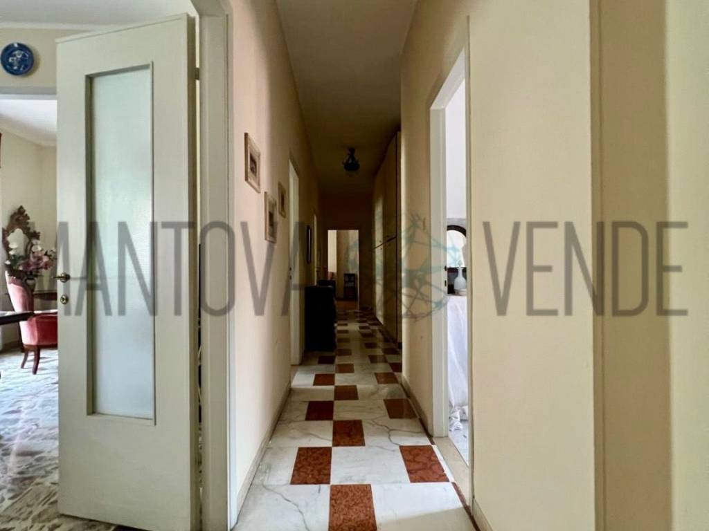 Appartamento a Mantova in Corso Vittorio Emanuele II - Foto 3