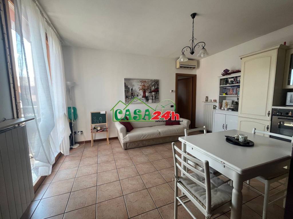 Appartamento a Uboldo in Via Santa Maria, 22 - Foto 2