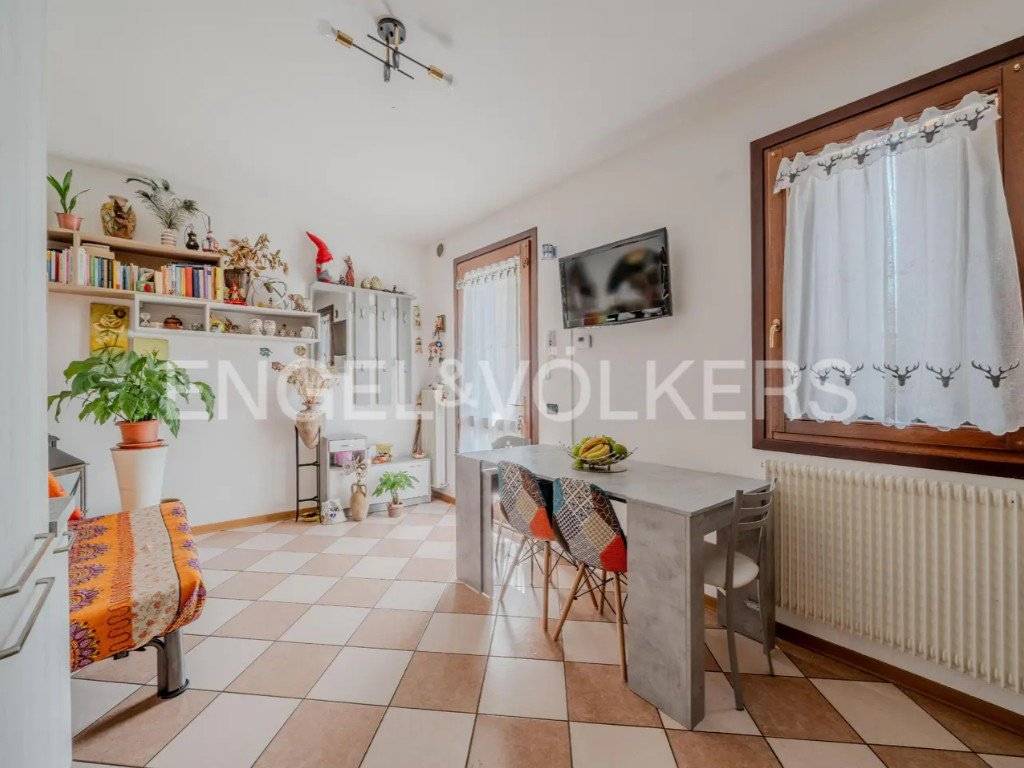 Appartamento a Volpago del montello in Via Schiavonesca Vecchia - Foto 5