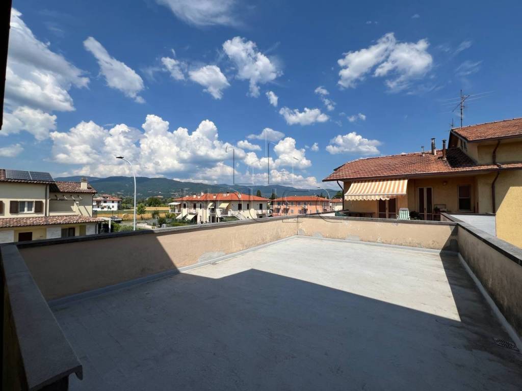 Appartamento a Sansepolcro in Via Pasquale Alienati - Foto 2