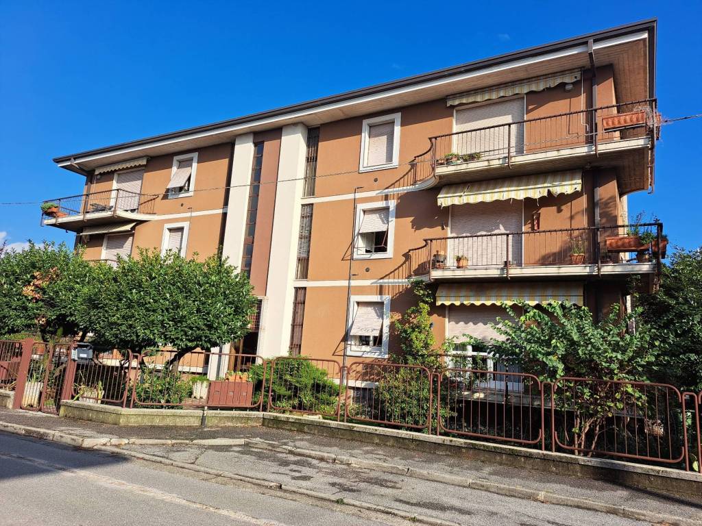 Appartamento a Rezzato in Via Guglielmo Marconi - Foto 2