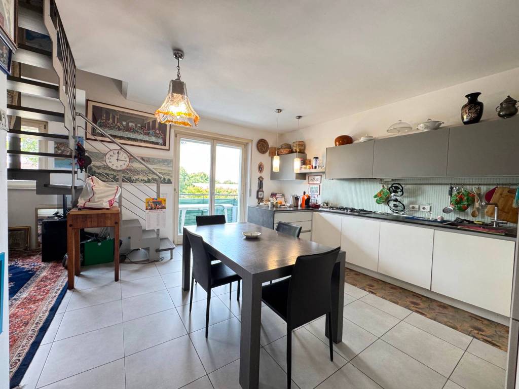 Appartamento a San giovanni lupatoto in Via Cesare Battisti, 184 - Foto 3