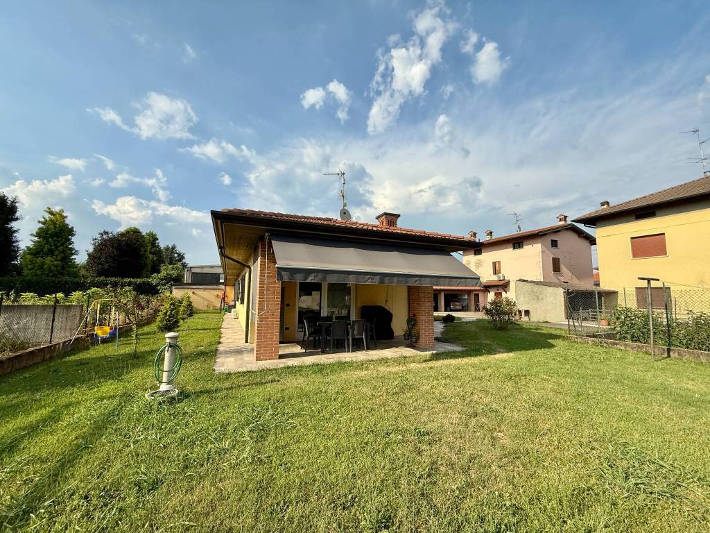 Villa a Trenzano in Via Trento, 27 - Foto 3