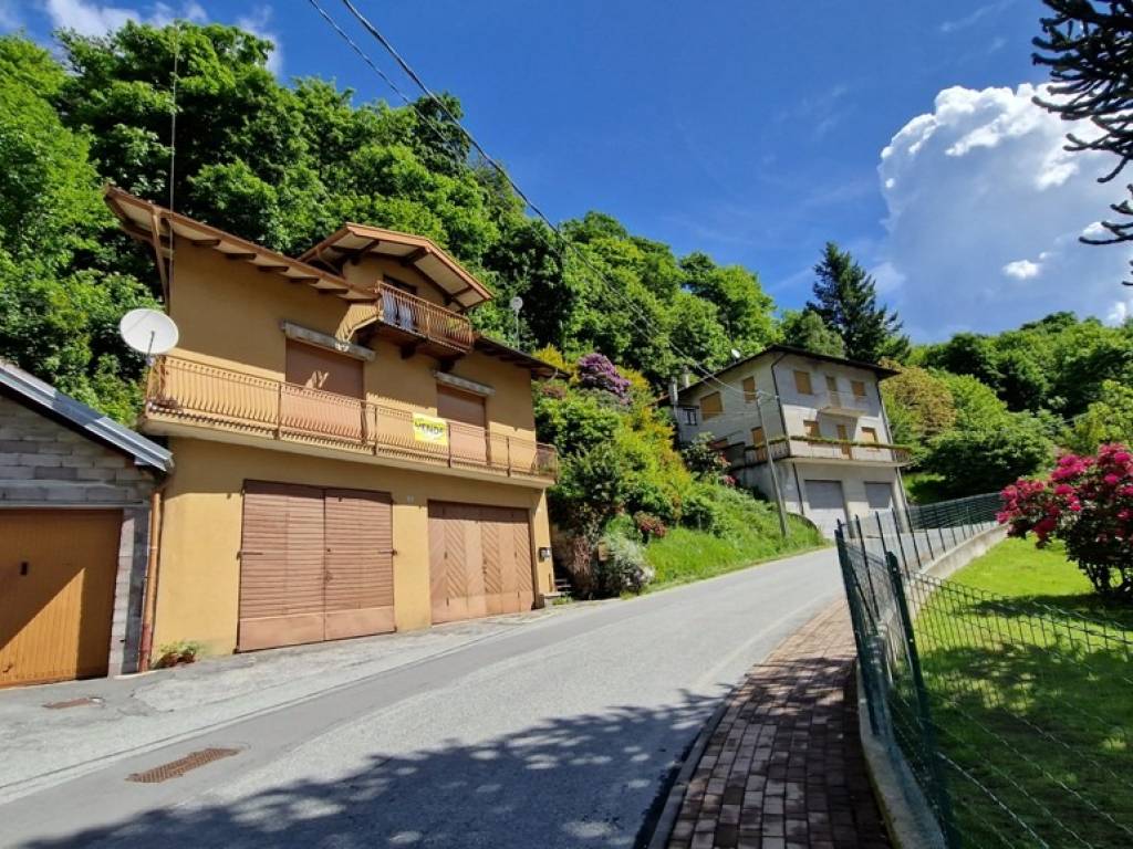 Casa indipendente a Quarna sotto in Piazza Santa Rita - Foto 2