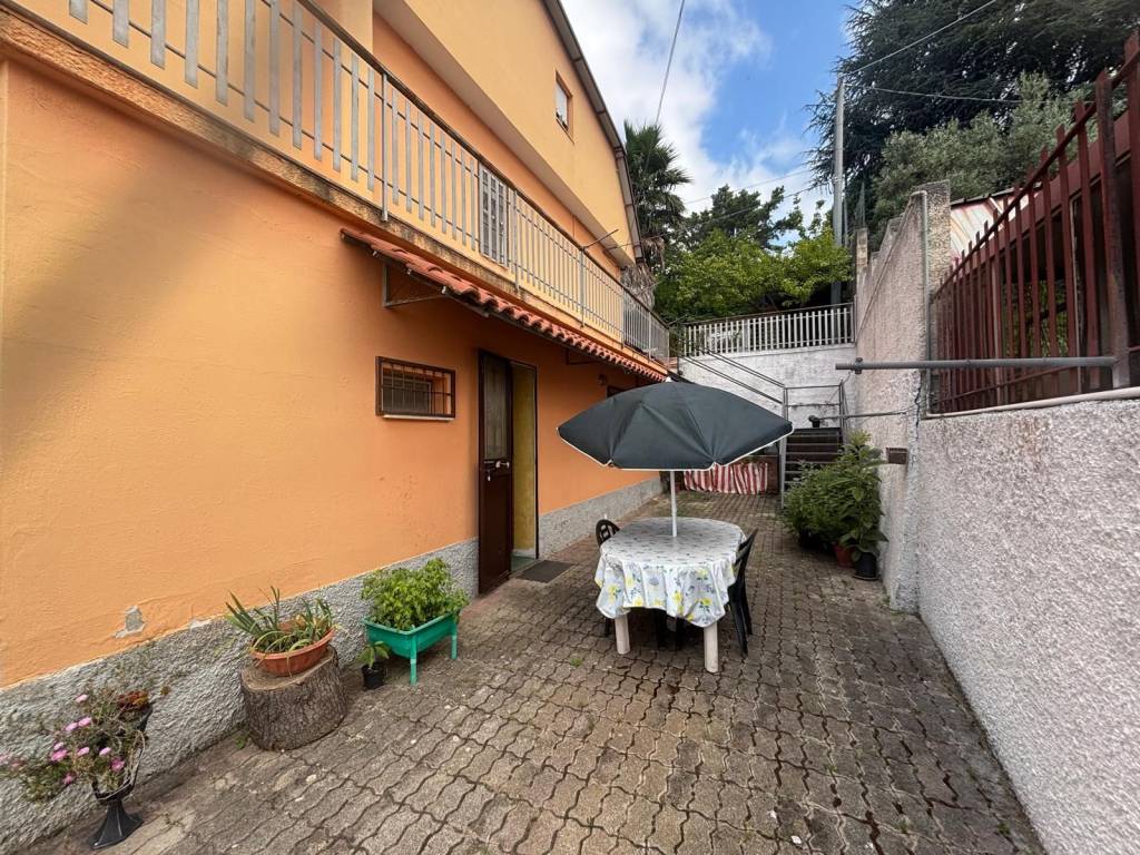 Villa a Lamezia terme in Via Pasquale Stancati - Foto 3