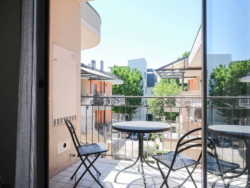 Appartamento a Cattolica in Via V. Delprete, 122 - Foto 4