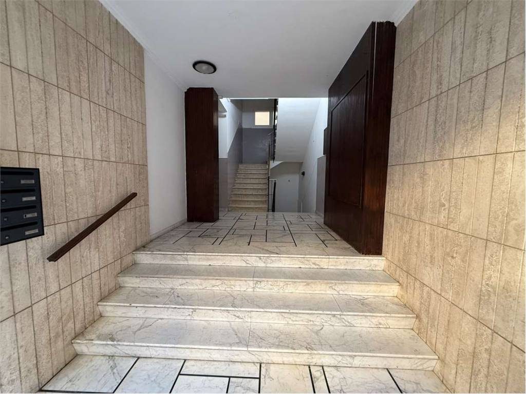 Appartamento a Brindisi in Via Taranto, 23 - Foto 2